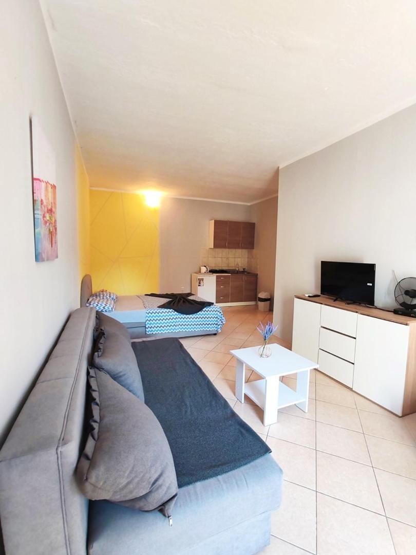 Apartmani I Sobe Brancin Неум Екстериор снимка