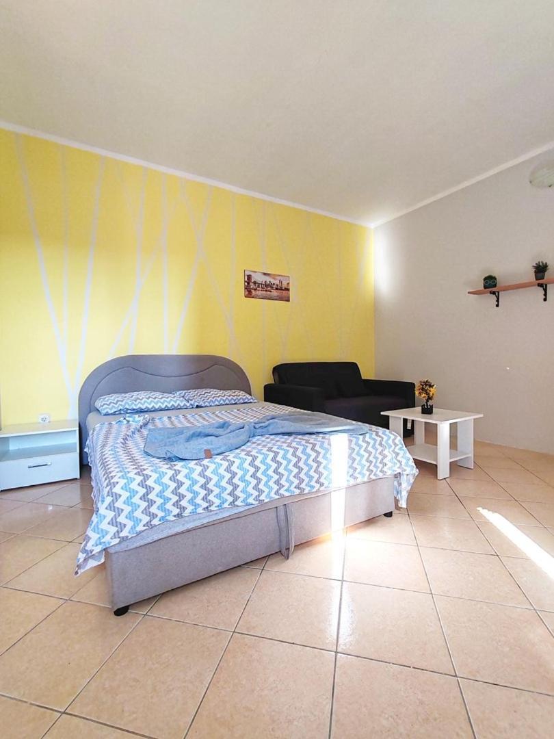 Apartmani I Sobe Brancin Неум Екстериор снимка
