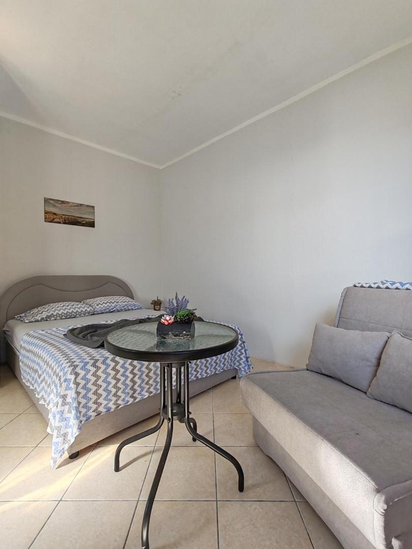 Apartmani I Sobe Brancin Неум Екстериор снимка